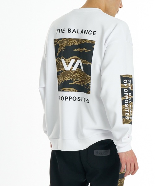 RVCA(ルーカ)の「RVCA メンズ BALANCE BOX PATCH CR トレーナー 【2026年秋冬モデル】/ルーカ袖バックプリントプルオーバーフーディー(スウェット・メンズ・ブラック/ホワイト/ヘザーグレー/ブルー系その他・X-LARGE/LARGE/MEDIUM/SMALL)」の1枚目の写真