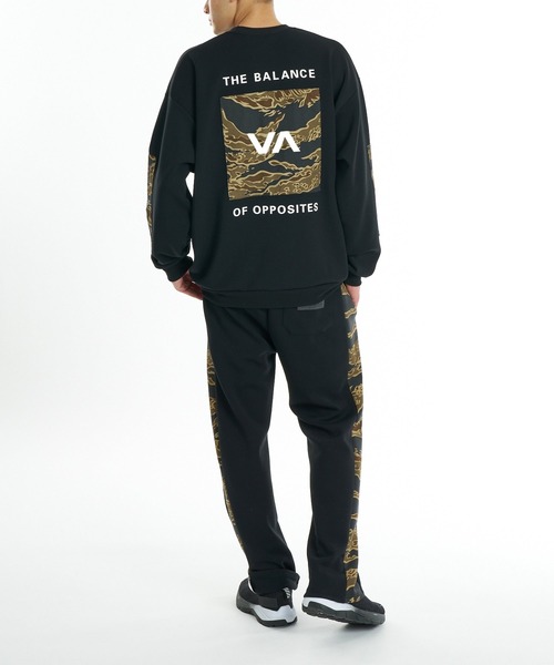 RVCA(ルーカ)の「RVCA メンズ BALANCE BOX PATCH CR トレーナー 【2026年秋冬モデル】/ルーカ袖バックプリントプルオーバーフーディー(スウェット・メンズ・ブラック/ホワイト/ヘザーグレー/ブルー系その他・X-LARGE/LARGE/MEDIUM/SMALL)」の11枚目の写真