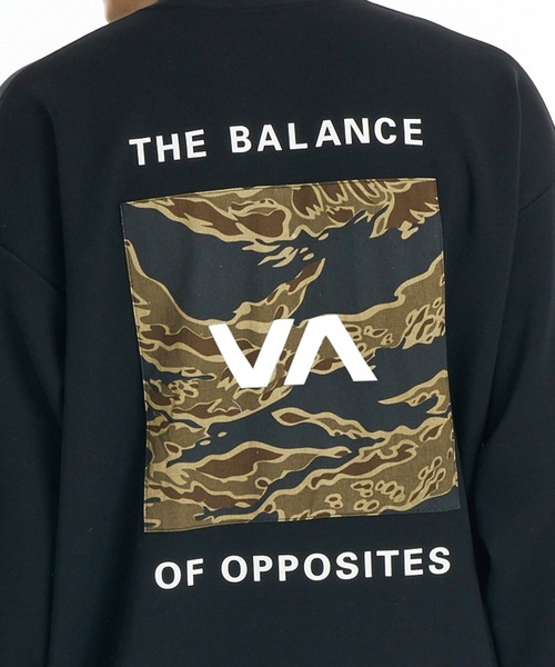 RVCA(ルーカ)の「RVCA メンズ BALANCE BOX PATCH CR トレーナー 【2026年秋冬モデル】/ルーカ袖バックプリントプルオーバーフーディー(スウェット・メンズ・ブラック/ホワイト/ヘザーグレー/ブルー系その他・X-LARGE/LARGE/MEDIUM/SMALL)」の15枚目の写真