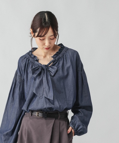 GLOBAL WORK(グローバルワーク)の「ライトデニムボウタイブラウス長袖/842314(シャツ/ブラウス・レディース・ブラック/ブルー・LARGE/MEDIUM)」の9枚目の写真