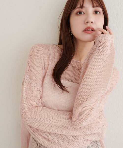 natural couture(ナチュラルクチュール)の「透かし編みニット(ニット/セーター・レディース・ピンク/ブラック/ライトベージュ/ブラウン/サックスブルー・SMALL/FREE)」の5枚目の写真