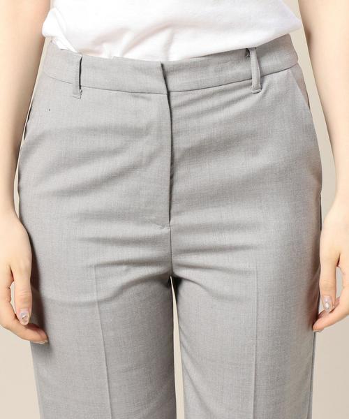 BEAUTY&YOUTH UNITED ARROWS(ビューティーアンドユースユナイテッドアローズ)の「BY シャークテーパード9分丈パンツ◆(その他パンツ・レディース・ライトグレー/ブラック・MEDIUM/LARGE/SMALL)」の7枚目の写真