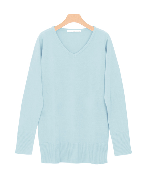 Pierrot（ピエロ）の「お家で洗えるカシミアタッチVネックニットチュニック（ニット/セーター・レディース・グレー/ベージュ/グリーン系その他/ネイビー/パープル/マスタード/オレンジ/アイボリー/ブラック/カーキ/ライトブルー/ピンクベージュ/ブラウン/グリーン/レッド/バーガンディー/インディゴブルー/グリーン系その他2/オレンジ系その他/オフホワイト/グリーン系その他3/レッド系その他/ブルーグリーン/ブラウン系その他/グレー系その他/ブラウン系その他3/ライトピンク/ブラウン系その他2/グレイッシュベージュ/ピンク系その他・L/M）」の18枚目の写真