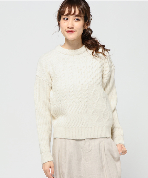 MOUSSY（マウジー）の「CABLE PATCHWORK SWEATER（ニット/セーター・レディース・ブラック/オフホワイト/ライトブルー・FREE）」の11枚目の写真