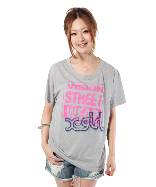X-girl（エックスガール）の「"VISION OLD SCHOOL LOGO"S/S BIG TEE（Tシャツ/カットソー・レディース・ホワイト/ブラック/アッシュグレー/レッド・1/2）」の3枚目の写真
