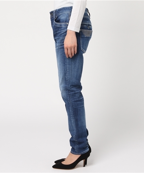 TAVERNITI SO JEANS(タヴァニティソージーンズ)の「TAVERNITI SO JEANS デニム テーパード デニムパンツ JANIS SLOUCHY(ジャニス スラウチー)/81171102(デニムパンツ・レディース・ブルー・23inch/24inch/25inch/26inch/27inch)」の3枚目の写真