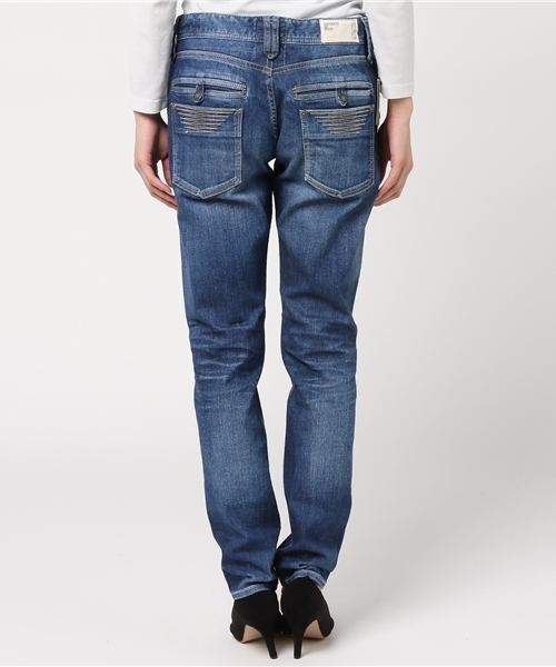 TAVERNITI SO JEANS(タヴァニティソージーンズ)の「TAVERNITI SO JEANS デニム テーパード デニムパンツ JANIS SLOUCHY(ジャニス スラウチー)/81171102(デニムパンツ・レディース・ブルー・23inch/24inch/25inch/26inch/27inch)」の4枚目の写真