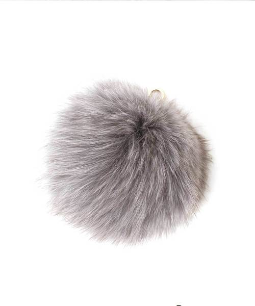 Luz Llena（ラズレナ）の「ボリュームファーチャーム付き巾着バッグ（ショルダーバッグ・レディース・アイボリー/ブラック・ﾌﾘ-）」の12枚目の写真