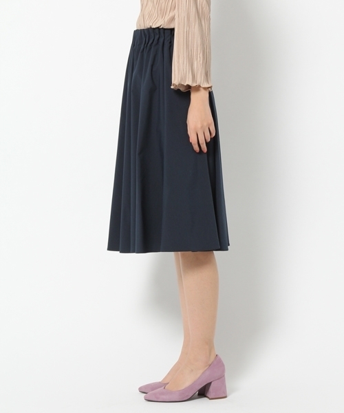 laboratory work(ラボラトリーワーク)の「タックミディ―スカート(スカート・レディース・ベージュ/ネイビー/ピンク/ブルー・MEDIUM)」の13枚目の写真