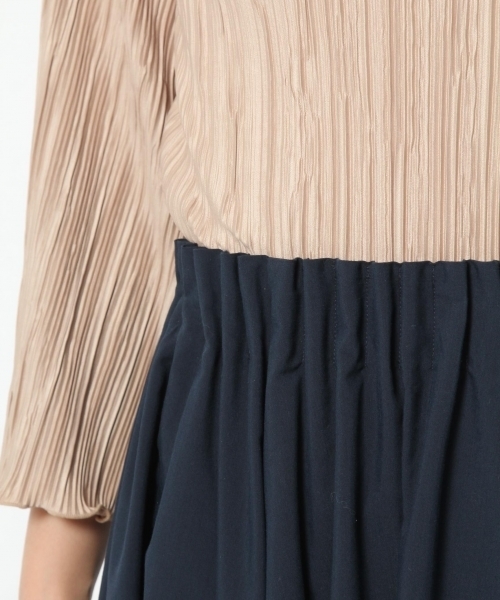 laboratory work(ラボラトリーワーク)の「タックミディ―スカート(スカート・レディース・ベージュ/ネイビー/ピンク/ブルー・MEDIUM)」の15枚目の写真