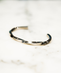 NUMBER (N)INE | 【NUMBER (N)INE】《WEB限定》スクエアツイストバングル(バングル/リストバンド)