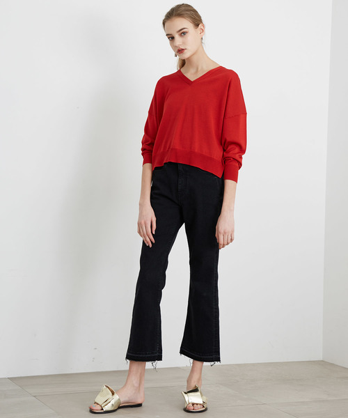 city(シティ)の「【CITY】ハイツイストライトVネックPO(ニット/セーター・レディース・ダークブラウン/ラベンダー/レッド/ホワイト・1)」の5枚目の写真
