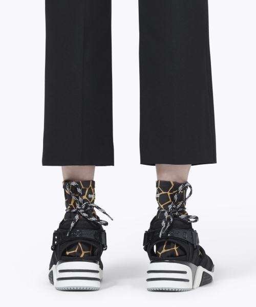 MARC JACOBS（マークジェイコブス）の「SOMEWHERE SPORT SANDAL WITH