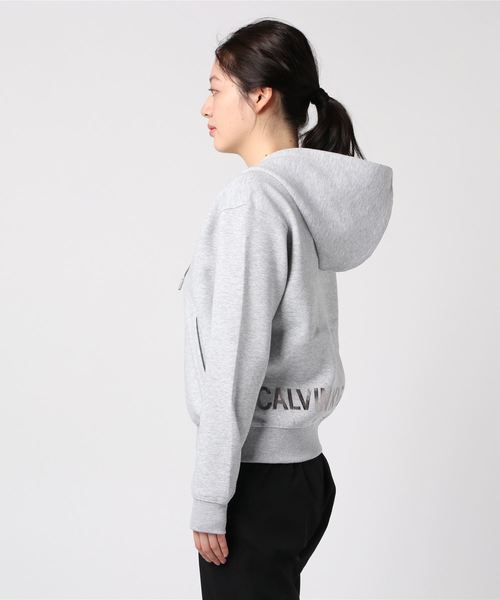 【CALVIN KLEIN JEANS】メタリック ロゴ ジップアップ フーディ パーカー 【CALVIN KLEIN JEANS】メタリック ロゴ ジップアップ フーディ パーカー
