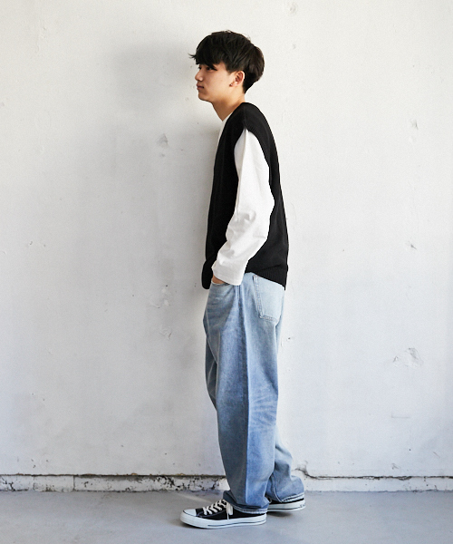 PairPair(ペアペア)の「Vネックニットベスト(ベスト・メンズ・ブラック/ライトベージュ・FREE)」の5枚目の写真