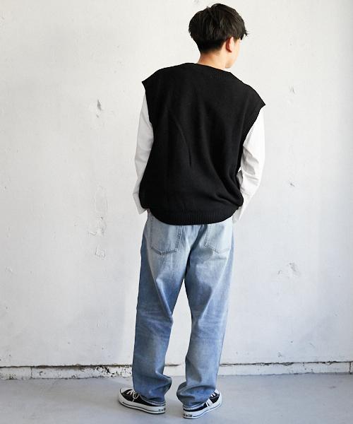 PairPair(ペアペア)の「Vネックニットベスト(ベスト・メンズ・ブラック/ライトベージュ・FREE)」の6枚目の写真