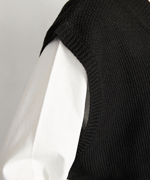 PairPair(ペアペア)の「Vネックニットベスト(ベスト・メンズ・ブラック/ライトベージュ・FREE)」の18枚目の写真