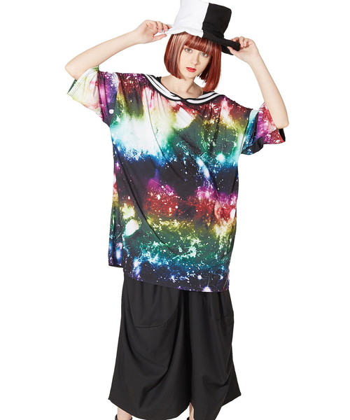 ankoROCK（アンコロック）の「ギャラクシーラインセーラーＴシャツ -メガビッグ-（Tシャツ/カットソー・レディース・A・ONE SIZE）」の4枚目の写真