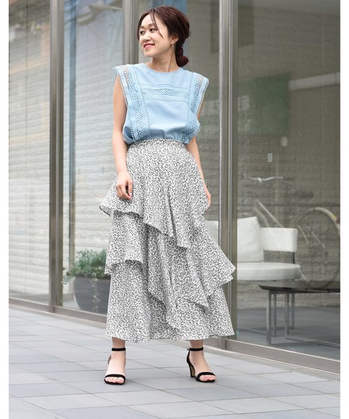 k*（ケイ）の「花柄アシメフリルティアードスカート（スカート）」 - WEAR