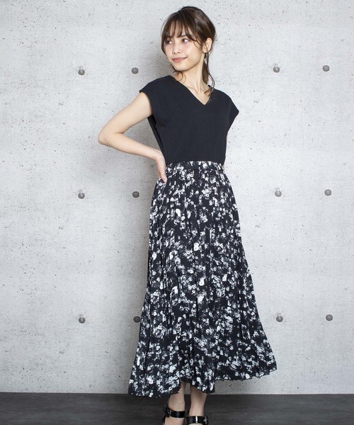 LUGG NAGG（ラグナグ）の「【Jewelobe/ ジュエローブ】 ボリュームタックカットトップス（ワンピース・レディース・ブルー系その他/ブラック系その他/オレンジ/ネイビー/ホワイト/ブラック・FREE）」の3枚目の写真