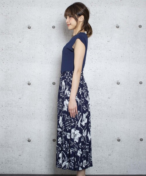 LUGG NAGG（ラグナグ）の「【Jewelobe/ ジュエローブ】 ボリュームタックカットトップス（ワンピース・レディース・ブルー系その他/ブラック系その他/オレンジ/ネイビー/ホワイト/ブラック・FREE）」の8枚目の写真