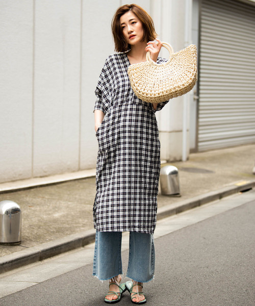 Aunt Marie's（アントマリーズ）の「AUNT MARIE'S 細ストラップフラットサンダル（サンダル・レディース・ホワイト/ブラック/グリーン・LARGE/MEDIUM）」の8枚目の写真