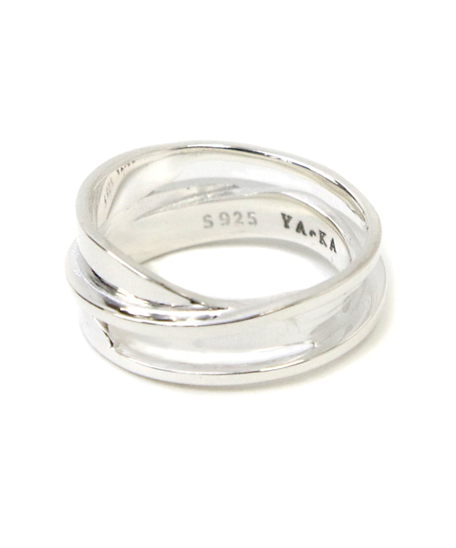 YArKA（ヤーカ）の「【YArKA/ヤーカ】silver925 asymmetry wave ring[ueb] /アシンメトリーリング シルバー925（リング・メンズ・シルバー/ゴールド・#15/#13/#11/#9/#19/#17/#7/#21）」の4枚目の写真