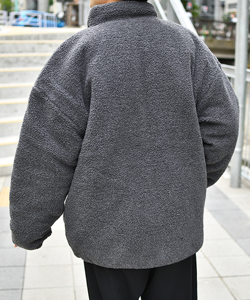 kutir（クティール）の「リバーシブルボアジャケット（ブルゾン・メンズ・チャコールグレー/ブラック/ベージュ・SMALL/MEDIUM/LARGE/X-LARGE）」の6枚目の写真