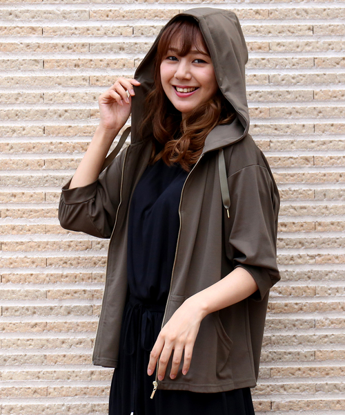 MARLENE JOBERT（マルレーヌ　ジョベル）の「６分袖パーカー（パーカー・レディース・カーキ/オフホワイト/ネイビー・M）」の3枚目の写真