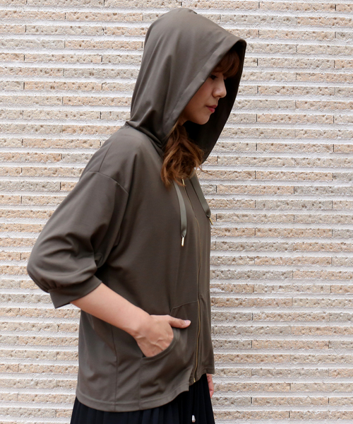 MARLENE JOBERT（マルレーヌ　ジョベル）の「６分袖パーカー（パーカー・レディース・カーキ/オフホワイト/ネイビー・M）」の15枚目の写真