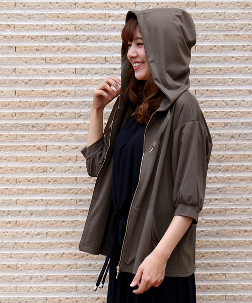 MARLENE JOBERT（マルレーヌ　ジョベル）の「６分袖パーカー（パーカー・レディース・カーキ/オフホワイト/ネイビー・M）」の16枚目の写真