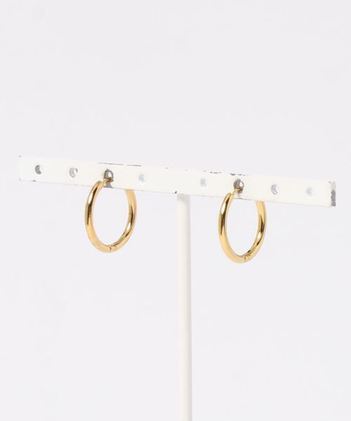 NO WAY(ノーウェイ)の「/ステンレス 18mmフープピアス/(ピアス(両耳用)・メンズ・ゴールド/シルバー/ブラック・FREE)」の9枚目の写真