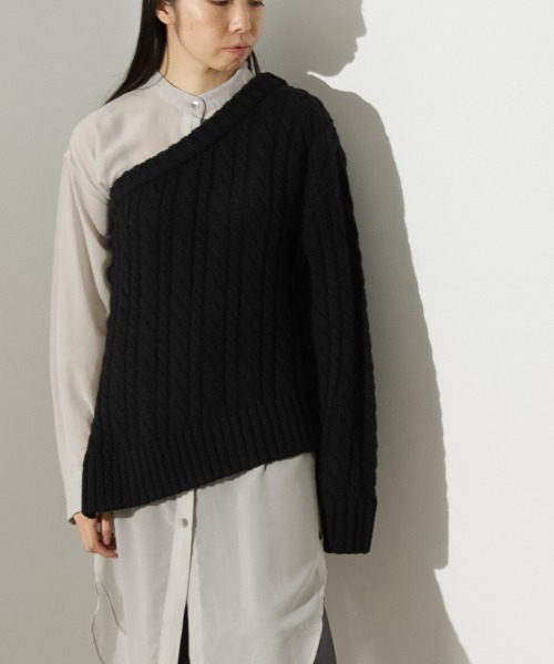 LOWRYS FARM(ローリーズファーム)の「【WEB限定】ケーブルワンショル 859426(ニット/セーター・レディース・チャコールグレー/ブラック・FREE)」の1枚目の写真