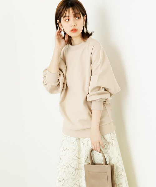 natural couture(ナチュラルクチュール)の「バックジップぽわん袖プルオーバー(スウェット・レディース・ベージュ/アイボリー/ミント/スミクロ・FREE)」の3枚目の写真