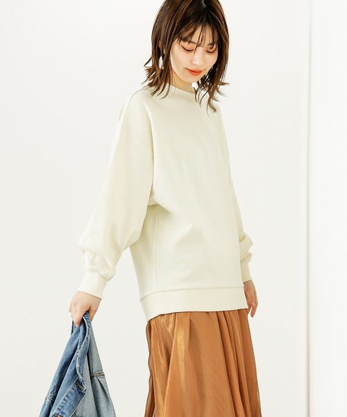 natural couture(ナチュラルクチュール)の「バックジップぽわん袖プルオーバー(スウェット・レディース・ベージュ/アイボリー/ミント/スミクロ・FREE)」の14枚目の写真