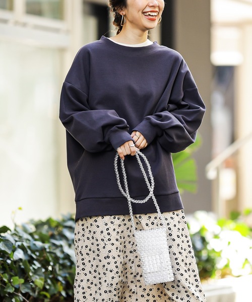 natural couture(ナチュラルクチュール)の「バックジップぽわん袖プルオーバー(スウェット・レディース・ベージュ/アイボリー/ミント/スミクロ・FREE)」の20枚目の写真