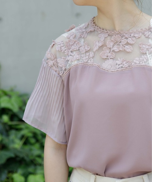 flower（フラワー）の「シースルーフラワートップ（シャツ/ブラウス・レディース・ピンク/ネイビー・FREE）」の8枚目の写真