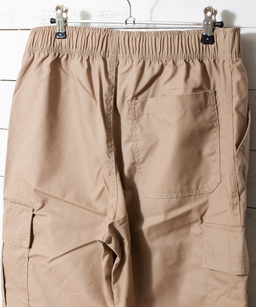 Mag.(マグ)の「レギュラーカーゴパンツ(カーゴパンツ・メンズ・チャコールグレー/ブラック/ベージュ/カーキ・MEDIUM/LARGE/X-LARGE)」の7枚目の写真