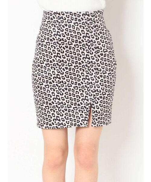 RESEXXY（リゼクシー）の「レオパード柄タイトミニスカート（スカート・レディース・ベージュ/オフホワイト・FREE）」の5枚目の写真