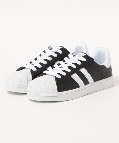 GeeRA（ジーラ）の「２ラインデザインスニーカー（スニーカー・レディース・ブラック×ホワイト/ホワイト×ブラック/ホワイト×レッド・22.5cm/23cm/24.5cm/24cm/23.5cm）」の3枚目の写真