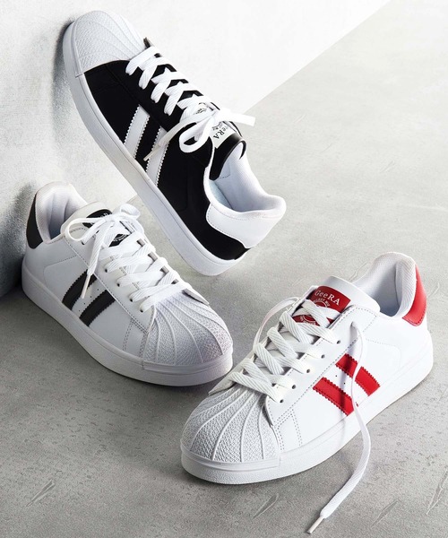 GeeRA（ジーラ）の「２ラインデザインスニーカー（スニーカー・レディース・ブラック×ホワイト/ホワイト×ブラック/ホワイト×レッド・22.5cm/23cm/24.5cm/24cm/23.5cm）」の6枚目の写真
