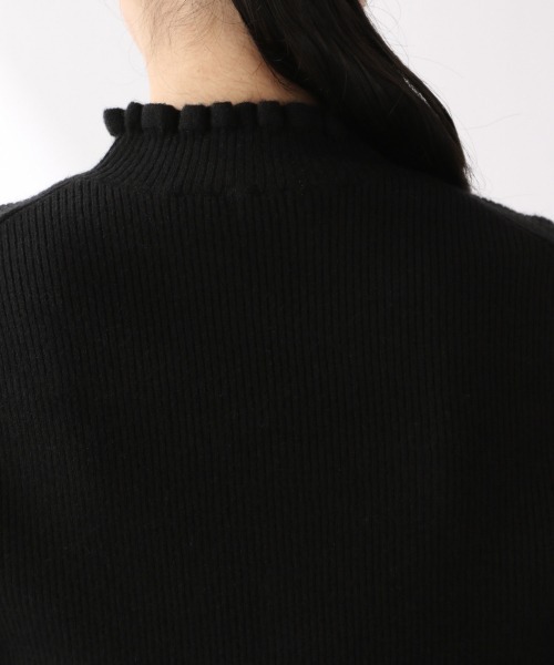 LOWRYS FARM(ローリーズファーム)の「manywayフリル2Pニット 918228(ニット/セーター・レディース・ブラック/ベージュ/パープル/グリーン・FREE)」の16枚目の写真