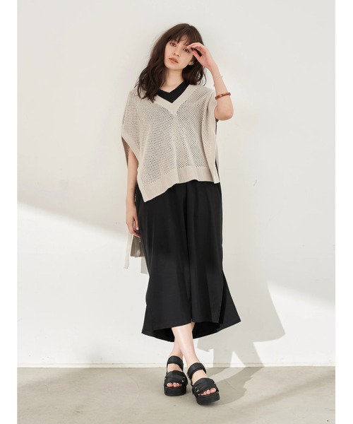 Editt by YECCA VECCA（エディットバイイェッカヴェッカ）の「メッシュ編ミニットベスト　＊（ニット/セーター・レディース・ライトグレー/ブラック/ベージュ・FREE）」の5枚目の写真