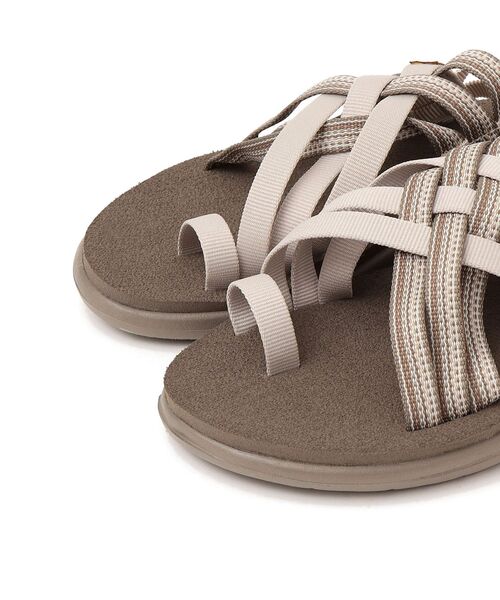 Teva（テバ）の「TEVA:VOYA STRAPPY（サンダル・レディース・ナチュラル/ブラック・60/80/70/50）」の5枚目の写真