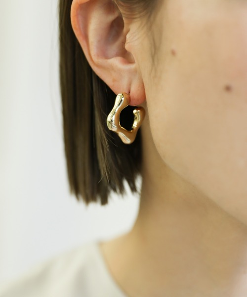 select MOCA（セレクトモカ）の「スクエアメルトピアス（ピアス（両耳用）・レディース・シルバー/ゴールド・FREE）」の8枚目の写真