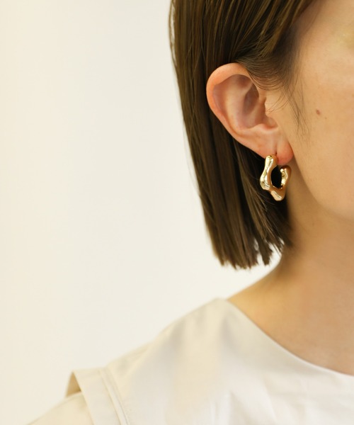 select MOCA（セレクトモカ）の「スクエアメルトピアス（ピアス（両耳用）・レディース・シルバー/ゴールド・FREE）」の9枚目の写真