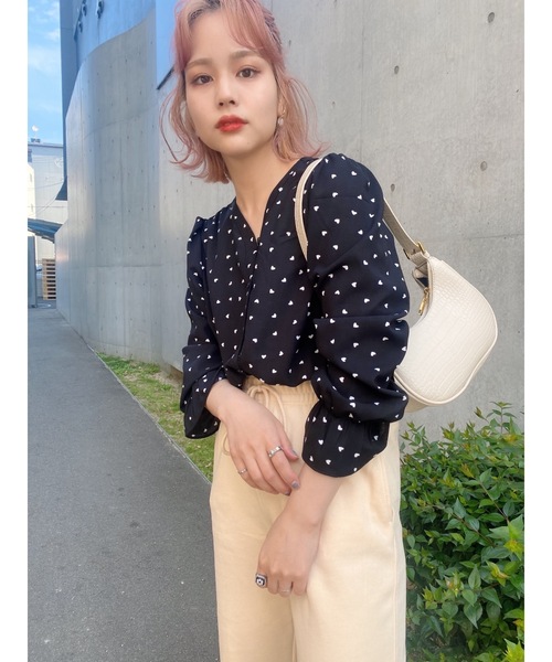 jumelle（ジュメロ）の「ムーンショルダーバッグ（ショルダーバッグ・レディース・ベージュ/ブラック/グレー・FREE）」の9枚目の写真