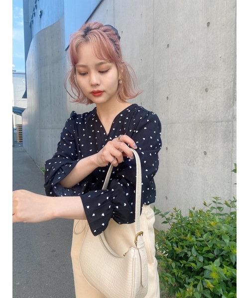 jumelle（ジュメロ）の「ムーンショルダーバッグ（ショルダーバッグ・レディース・ベージュ/ブラック/グレー・FREE）」の10枚目の写真