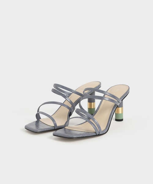 CHARLES & KEITH(チャールズ & キース)の「クロックエフェクト シリンドリカルヒールミュール / Croc-Effect Cylindrical Heel Mules(サンダル・レディース・その他1/その他4/ホワイト系その他3/ブラック系その他4・22.5cm/23cm/23.5cm/24.5cm/25cm/25.5cm)」の17枚目の写真