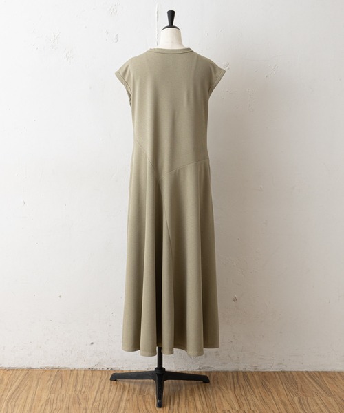 BEARDSLEY（ビアズリー）の「テレコフレアワンピース（ワンピース・レディース・モスグリーン/ベージュ・FREE）」の6枚目の写真